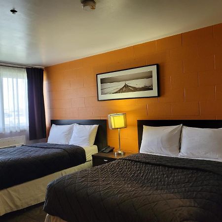 Roadking Inns Motel YYC Exteriér fotografie