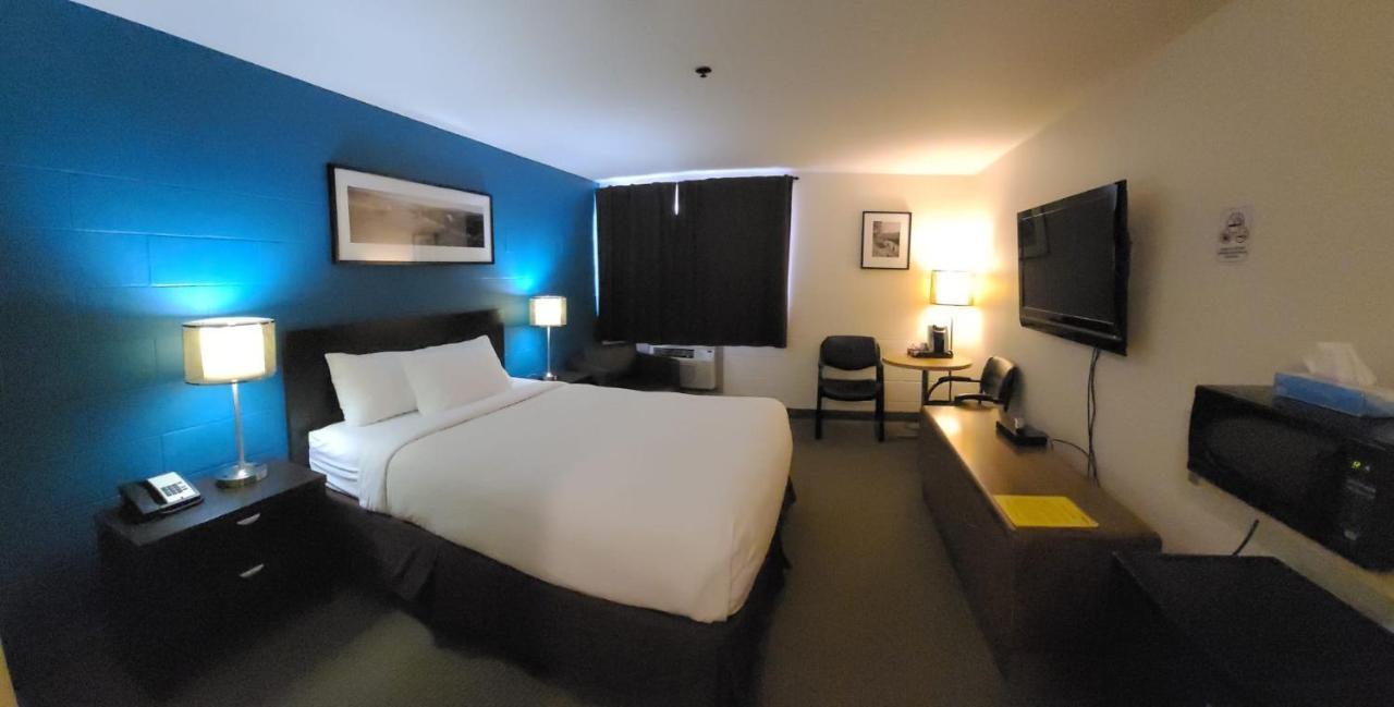 Roadking Inns Motel YYC Exteriér fotografie