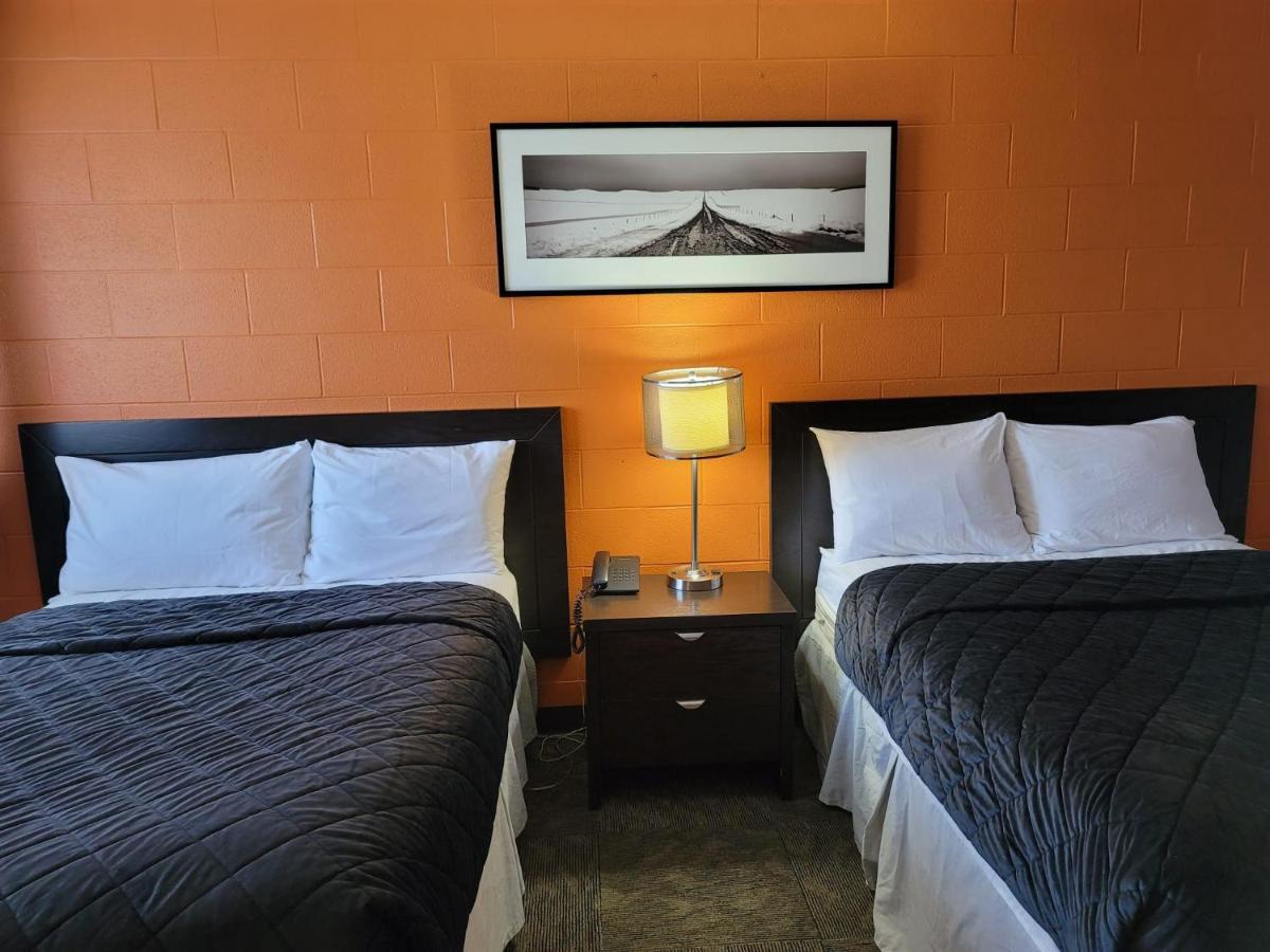 Roadking Inns Motel YYC Exteriér fotografie